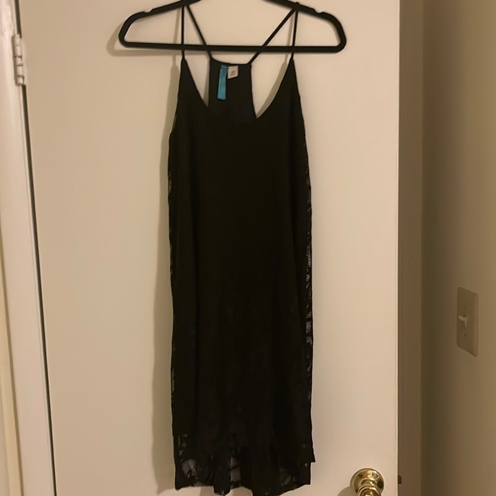 MEDIUM black dress with lace overlay